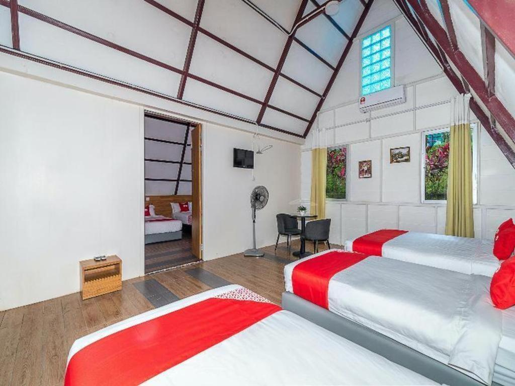 Dreamland Beach Holiday Kudat Exterior foto